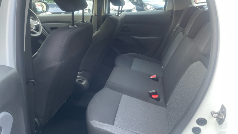 Dacia Duster 1.0 TCe 90 Essential 5dr Petrol Estate